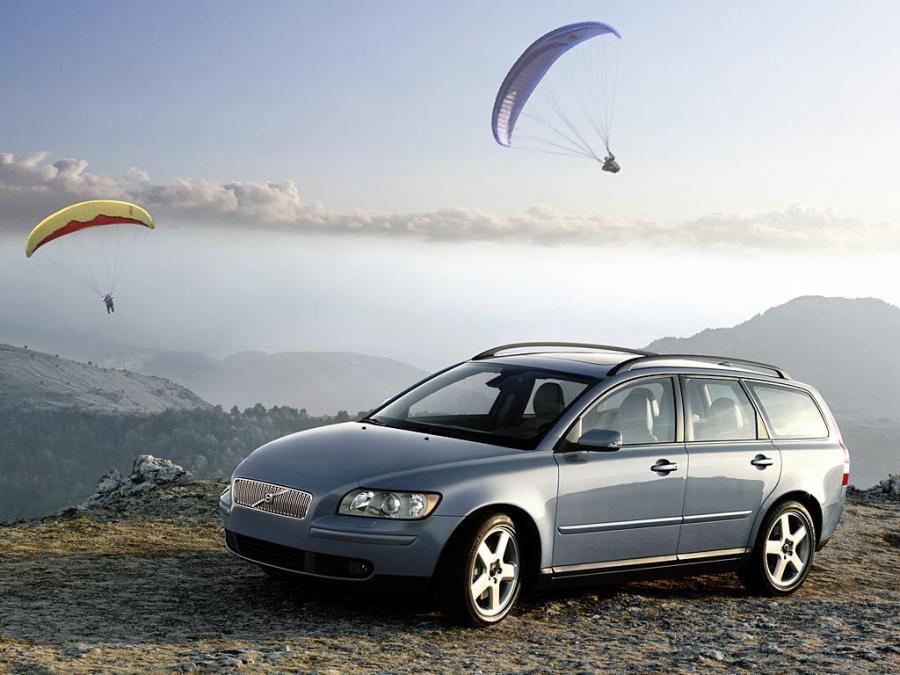  Volvo V50 2004 года  (фото 22 из 24)